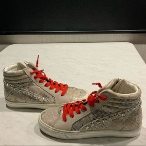 Steve Madden sneakers